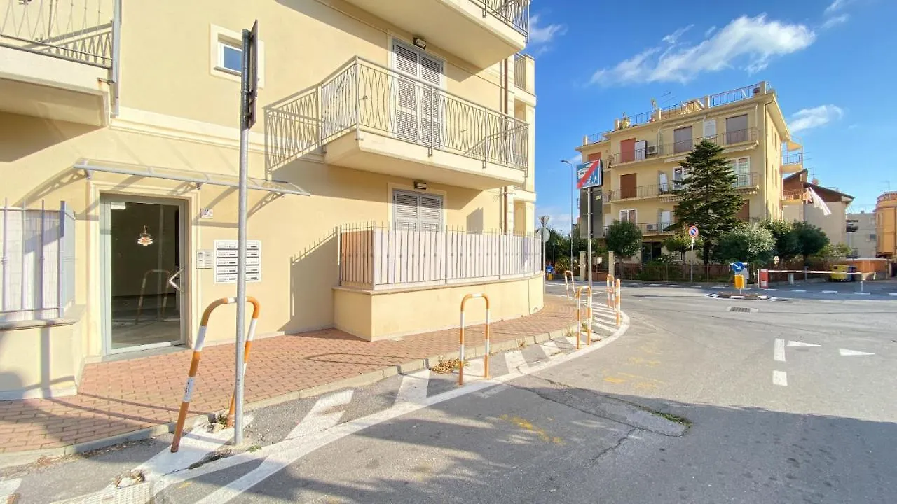 Babyaccommodation Family Exclusive II Loano Italia